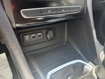 Image véhicule  Renault MEGANE (26)