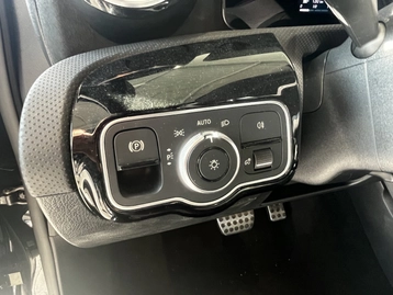 Image véhicule  Mercedes CLASSE A (15)