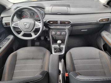 Image véhicule  Dacia SANDERO (4)
