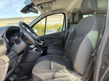 Image véhicule  Renault TRAFIC (2)