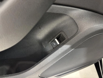 Image véhicule  Audi A4 AVANT (9)