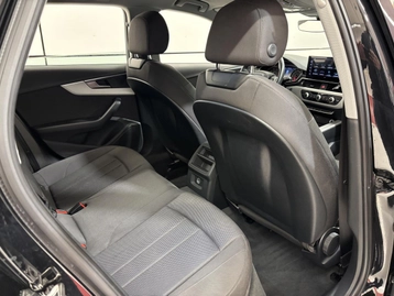 Image véhicule  Audi A4 AVANT (30)