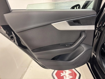 Image véhicule  Audi A4 AVANT (20)
