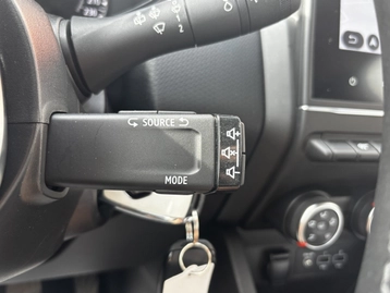Image véhicule  Renault CLIO (13)