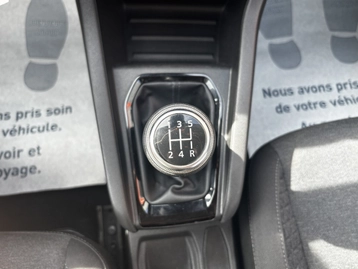 Image véhicule  Renault CLIO (22)