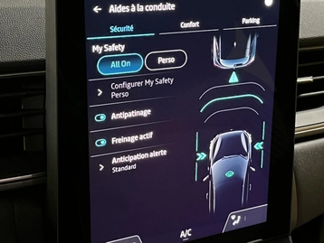 Image véhicule  Renault CAPTUR (31)