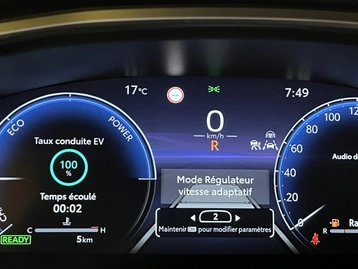 Image véhicule  Toyota COROLLA (17)