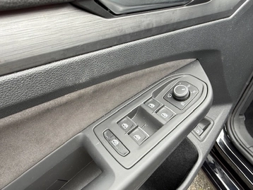 Image véhicule  Volkswagen GOLF (17)