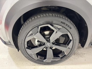 Image véhicule Nissan JUKE (42) Image véhicule Nissan JUKE (42)