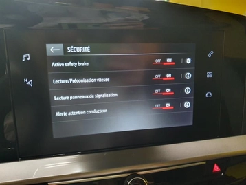 Image véhicule  Opel MOKKA (29)