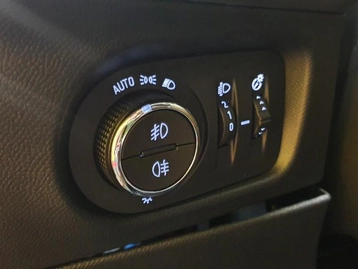 Image véhicule  Opel MOKKA (16)