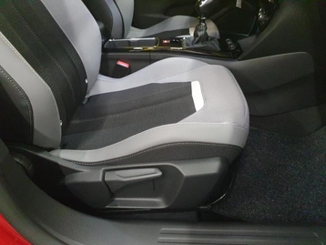 Image véhicule  Opel MOKKA (33)