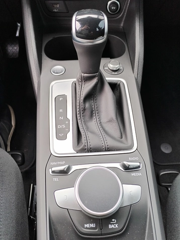 Image véhicule  Audi Q2 (17)