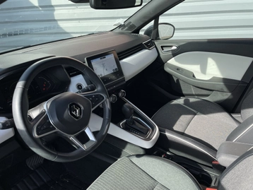 Image véhicule  Renault CLIO (2)
