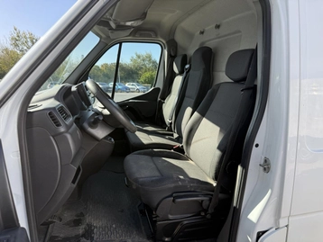 Image véhicule Renault MASTER (14) Image véhicule Renault MASTER (14)