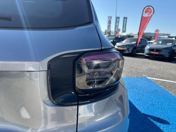 Image véhicule  Jeep AVENGER (13)