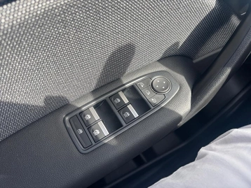 Image véhicule  Renault CAPTUR (21)