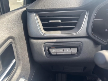 Image véhicule  Renault CAPTUR (23)