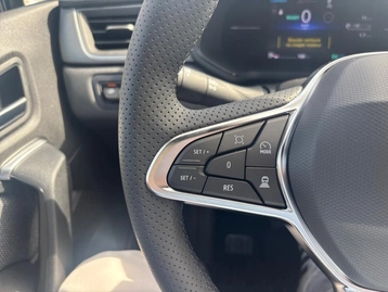 Image véhicule  Renault CAPTUR (24)