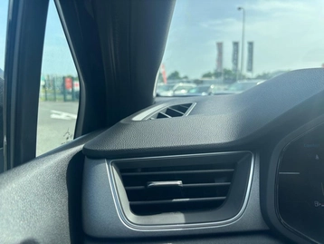 Image véhicule  Renault CAPTUR (22)