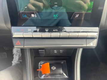 Image véhicule  Renault CAPTUR (34)