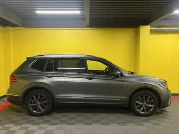 Image véhicule Volkswagen TIGUAN (7) Image véhicule Volkswagen TIGUAN (7)