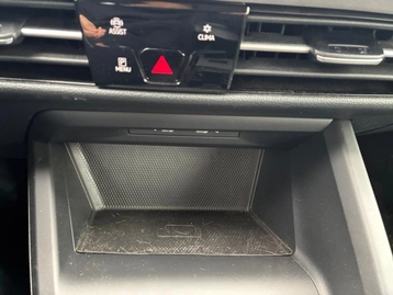 Image véhicule  Volkswagen GOLF (33)