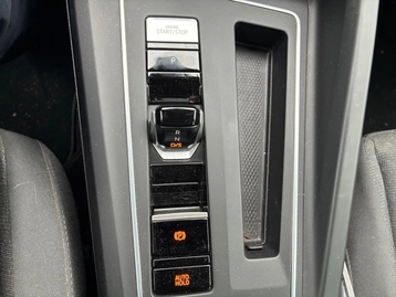 Image véhicule  Volkswagen GOLF (34)