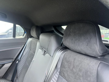 Image véhicule  Renault RAFALE (21)