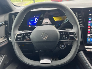 Image véhicule  Renault RAFALE (27)