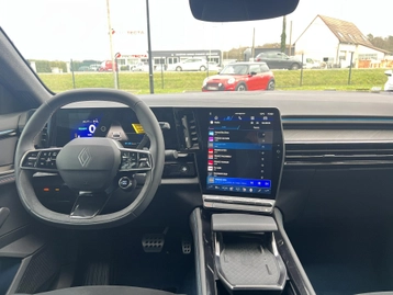 Image véhicule  Renault RAFALE (26)