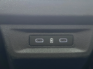 Image véhicule  Renault RAFALE (23)