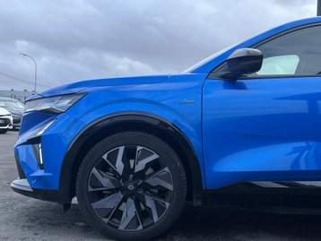 Image véhicule  Renault RAFALE (10)