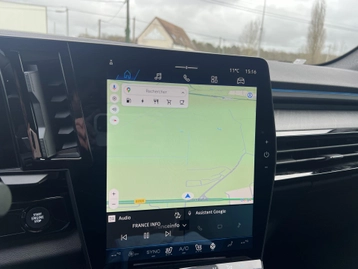 Image véhicule  Renault RAFALE (47)