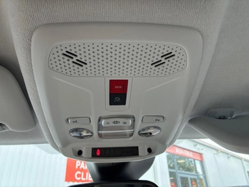 Image véhicule  Peugeot 208 (38)