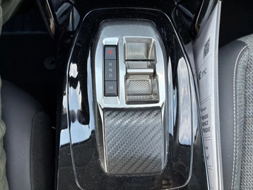 Image véhicule  Peugeot 208 (35)