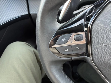 Image véhicule  Peugeot 208 (23)