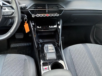 Image véhicule  Peugeot 208 (10)