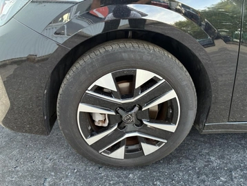 Image véhicule  Peugeot 208 (13)