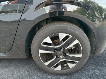 Image véhicule  Peugeot 208 (14)