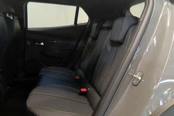 Image véhicule  Peugeot 2008 (8)