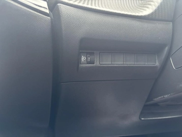 Image véhicule  Peugeot 2008 (21)