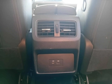 Image véhicule  Nissan X-TRAIL (16)