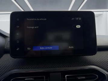Image véhicule  Dacia SANDERO (25)