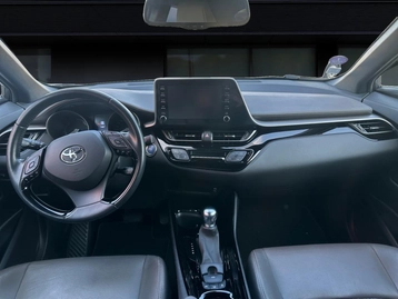 Image véhicule  Toyota C-HR (9)