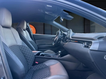 Image véhicule  Toyota C-HR (14)