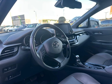 Image véhicule  Toyota C-HR (23)