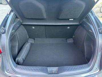 Image véhicule  Toyota C-HR (21)