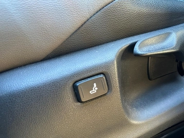 Image véhicule  Toyota C-HR (40)