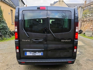 Image véhicule  Renault TRAFIC (5)